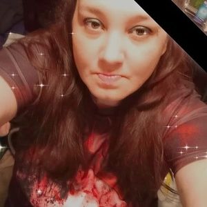 Meet your Posher, Alisha